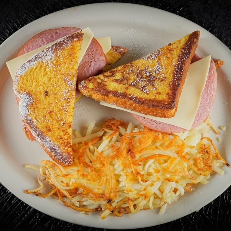 Delicious Monte Cristo Sandwich
